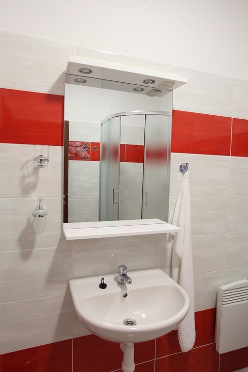 Penzion U Sklepu Hotell Hovorany Exteriör bild